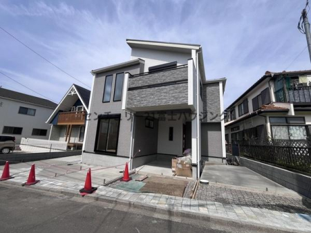 神奈川県藤沢市打戻 1943-9の新築一戸建ての現地外観写真