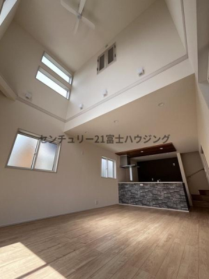 �_�ސ쌧����s�Ŗ� 1943-9�̐V�z��ˌ��Ẵ��r���O