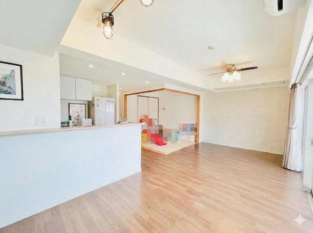 �_�ސ쌧������s���h�̒��Ã}���V�����̃��r���O