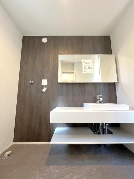 �_�ސ쌧����s���̐V�z��ˌ��Ă̐��ʑ�E���ʏ�