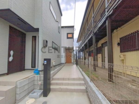 �_�ސ쌧����s�ғ�1���ڂ̐V�z��ˌ��Ă̂��̑����n