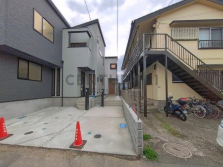 �_�ސ쌧����s�ғ�1���ڂ̐V�z��ˌ��Ă̂��̑����n