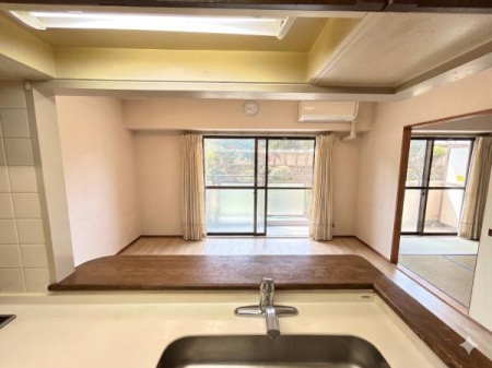 �_�ސ쌧����s�P�s��1���ڂ̒��Ã}���V�����̃L�b�`��