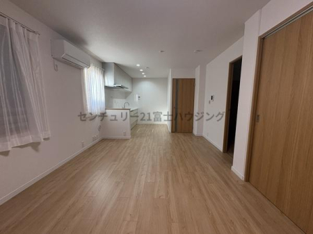 �_�ސ쌧������s���C�ݓ�3���ڂ̒��È�ˌ��Ẵ��r���O