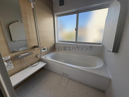 �_�ސ쌧������s���C�ݓ�3���ڂ̒��È�ˌ��Ă̗���