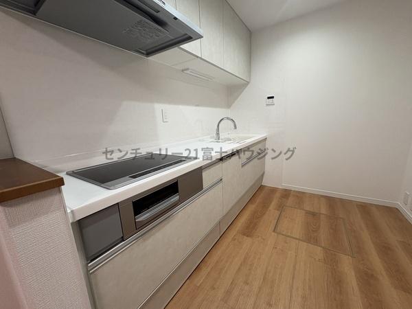 �_�ސ쌧������s���C�ݓ�3���ڂ̒��È�ˌ��ẴL�b�`��