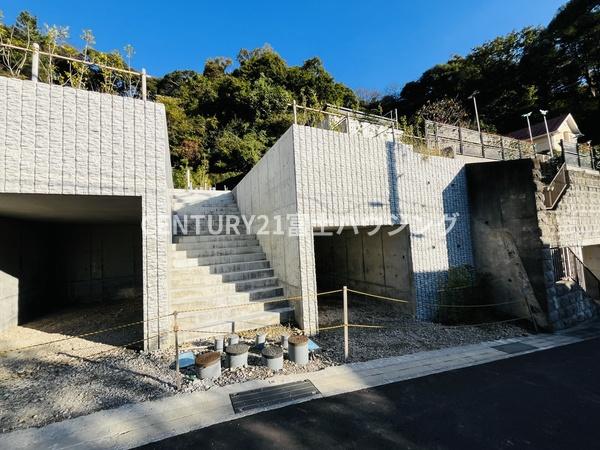 �_�ސ쌧���q�s��K��5���ڂ̒��È�ˌ��Ă̂��̑����n