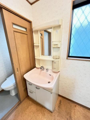 �_�ސ쌧������s�l�|1���ڂ̒��È�ˌ��Ă̐��ʑ�E���ʏ�