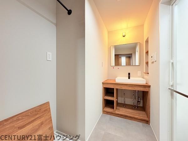 �_�ސ쌧������s���a�c2���ڂ̒��Ã}���V�����̐��ʑ�E���ʏ�