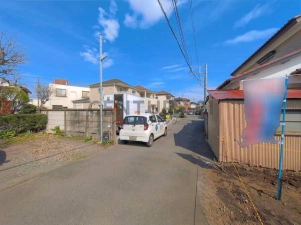 �_�ސ쌧����s���q�̓y�n�̑O�ʓ��H�܂ތ��n�ʐ^