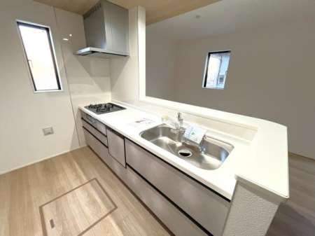 �_�ސ쌧������s���Z���̐V�z��ˌ��ẴL�b�`��