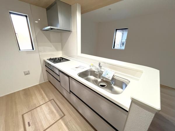 �_�ސ쌧������s���Z���̐V�z��ˌ��ẴL�b�`��