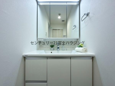 �_�ސ쌧���q�s���{1���ڂ̒��Ã}���V�����̐��ʑ�E���ʏ�