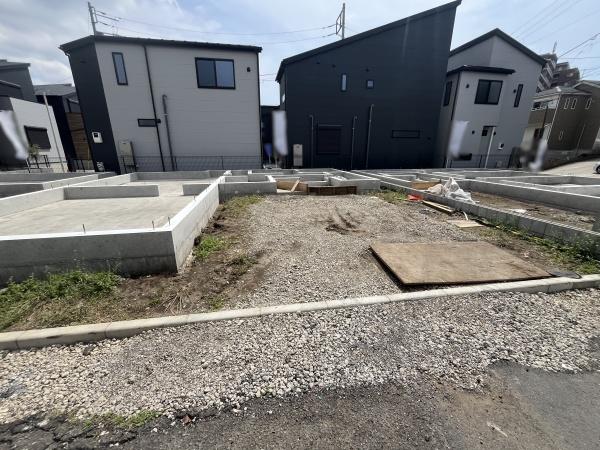 �_�ސ쌧������s����1���ڂ̐V�z��ˌ��Ă̌��n�O�ώʐ^