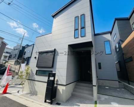 �_�ސ쌧������s����1���ڂ̐V�z��ˌ��Ă̌��n�O�ώʐ^