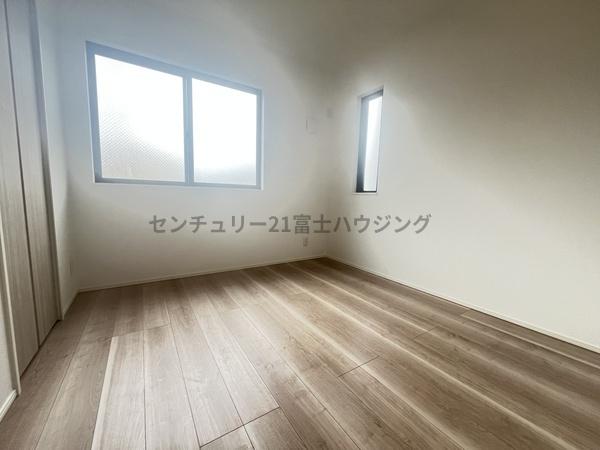 �_�ސ쌧������s����1���ڂ̐V�z��ˌ��Ă̗m��