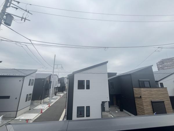 �_�ސ쌧������s����1���ڂ̐V�z��ˌ��Ă̏Z�˂���̒��]�ʐ^