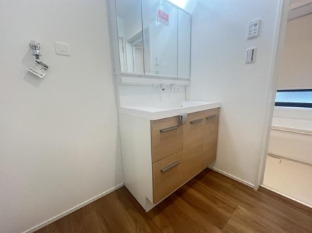 �_�ސ쌧������s����1���ڂ̐V�z��ˌ��Ă̐��ʑ�E���ʏ�