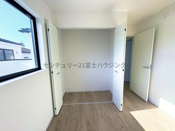 �_�ސ쌧������s���c1���ڂ̐V�z��ˌ��Ă̎��[