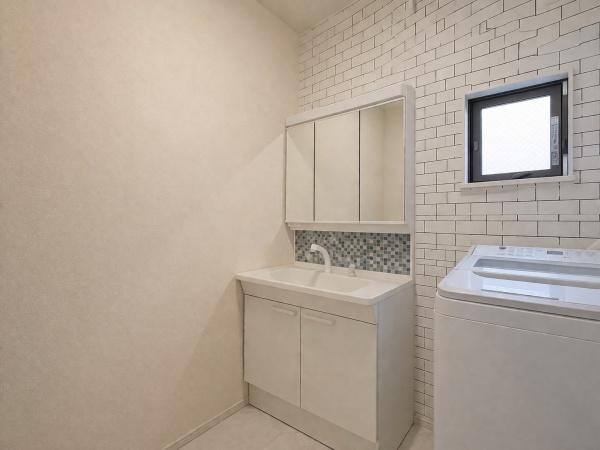 �_�ސ쌧������s�l�V���̒��È�ˌ��Ă̐��ʑ�E���ʏ�