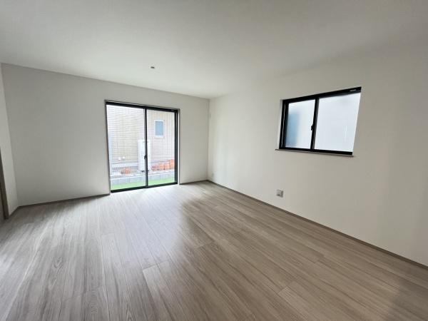 �_�ސ쌧������s���Z���̐V�z��ˌ��Ẵ��r���O