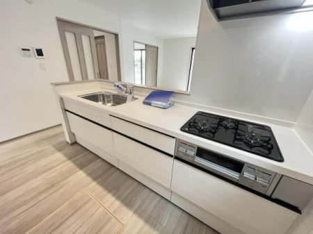 �_�ސ쌧������s���Z���̐V�z��ˌ��ẴL�b�`��