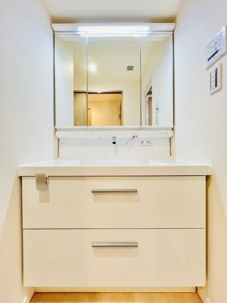 �_�ސ쌧����s����̒��Ã}���V�����̐��ʑ�E���ʏ�