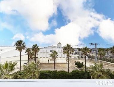 �_�ސ쌧����s�ғ����C��4���ڂ̒��Ã}���V�����̏Z�˂���̒��]�ʐ^