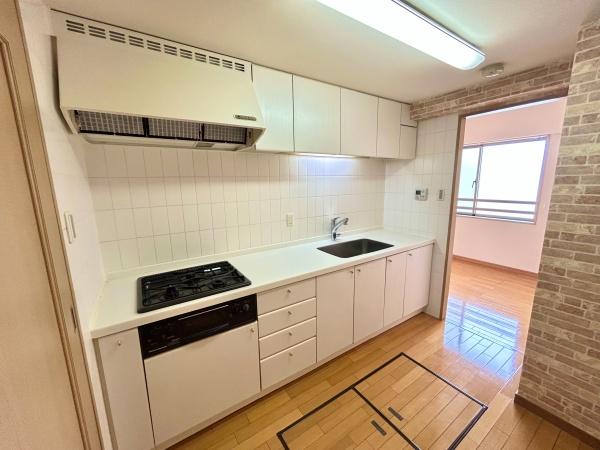 �_�ސ쌧������s���C�ݓ�6���ڂ̒��Ã}���V�����̃L�b�`��