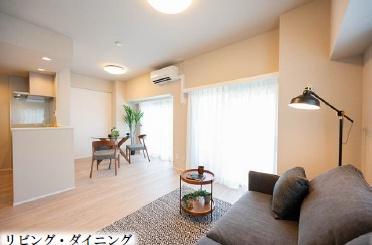 �_�ސ쌧����s�А��C��1���� 8-21�̒��Ã}���V�����̃��r���O