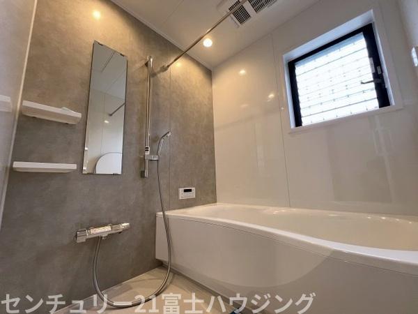 �_�ސ쌧������s����4���ڂ̒��È�ˌ��Ă̗���