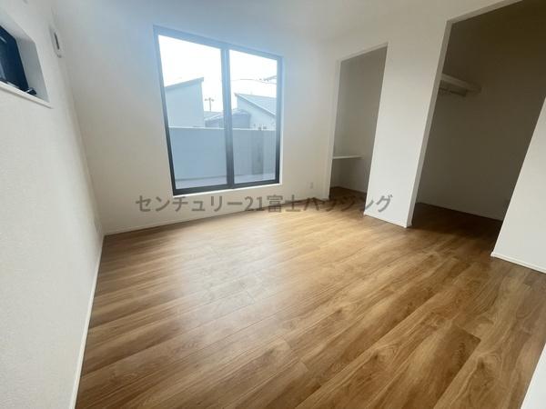 �_�ސ쌧������s����1���ڂ̐V�z��ˌ��Ă̗m��