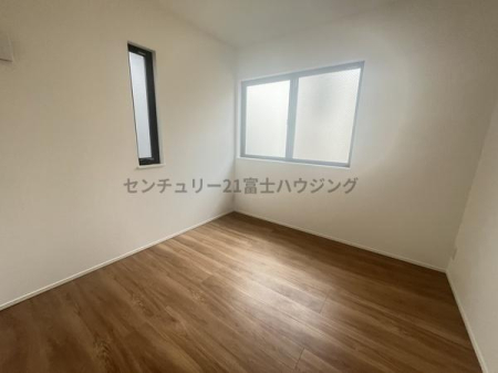 �_�ސ쌧������s����1���ڂ̐V�z��ˌ��Ă̗m��