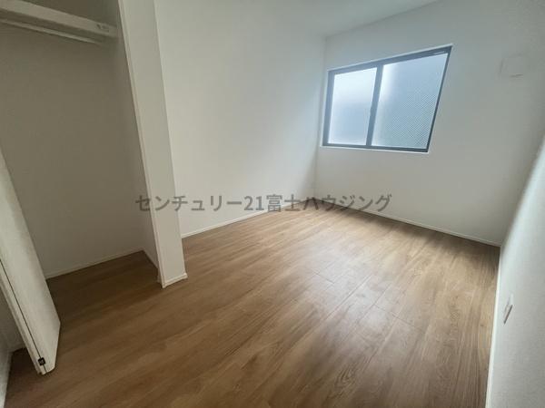 �_�ސ쌧������s����1���ڂ̐V�z��ˌ��Ẵ��r���O�ȊO�̋���