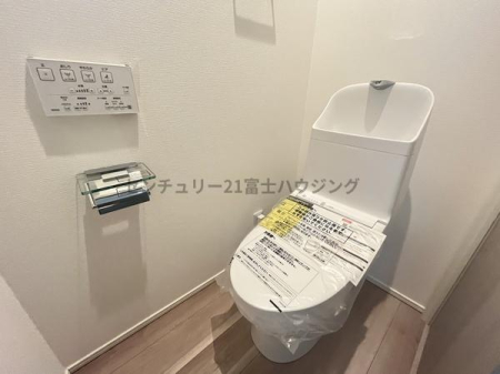 �_�ސ쌧������s����1���ڂ̐V�z��ˌ��Ẵg�C��