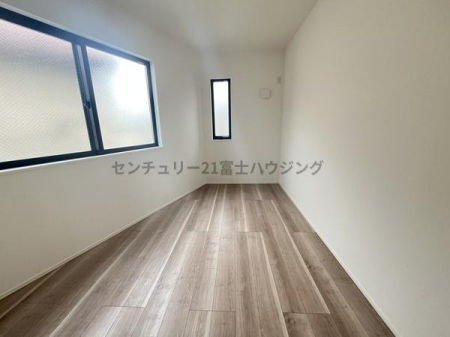 �_�ސ쌧������s����1���ڂ̐V�z��ˌ��Ă̗m��