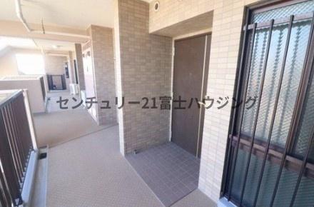 �_�ސ쌧����s�H��3���ڂ̒��Ã}���V�����̌���