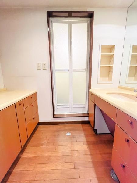 �_�ސ쌧���q�s�R��K�l4���ڂ̒��Ã}���V�����̐��ʑ�E���ʏ�