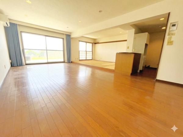 �_�ސ쌧���q�s�R��K�l4���ڂ̒��Ã}���V�����̃��r���O