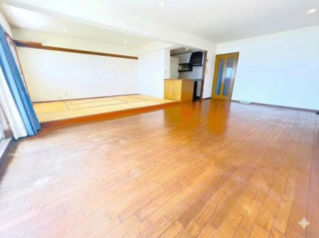 �_�ސ쌧���q�s�R��K�l4���ڂ̒��Ã}���V�����̃��r���O