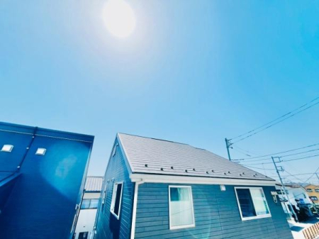 �_�ސ쌧����s�H��5���ڂ̐V�z��ˌ��Ă̏Z�˂���̒��]�ʐ^