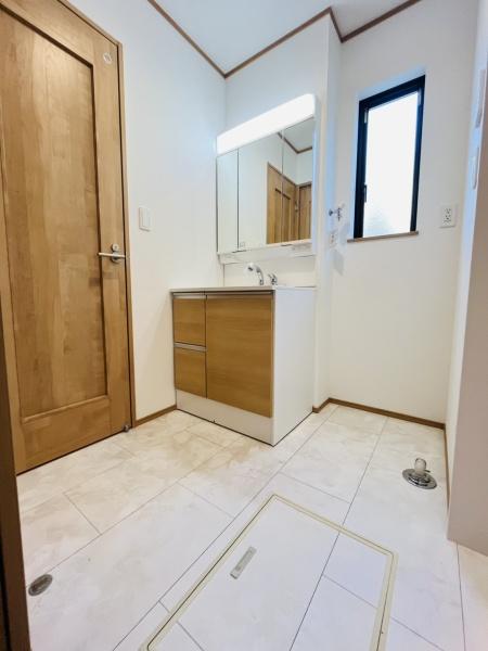 �_�ސ쌧������s����4���ڂ̐V�z��ˌ��Ă̐��ʑ�E���ʏ�