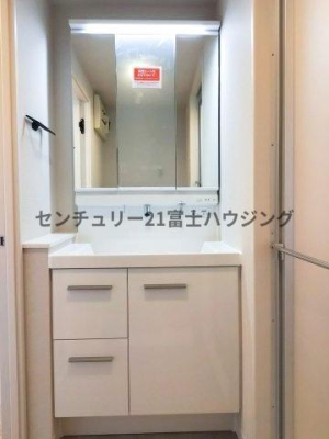 �_�ސ쌧����s�Ó��4���ڂ̒��Ã}���V�����̐��ʑ�E���ʏ�