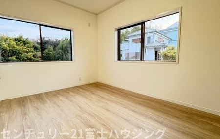 �_�ސ쌧����s����4���ڂ̒��È�ˌ��Ă̗m��