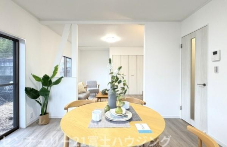 �_�ސ쌧����s����4���ڂ̒��È�ˌ��Ẵ��r���O