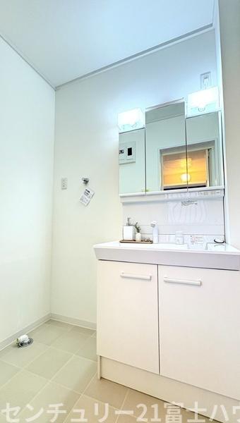 �_�ސ쌧����s����4���ڂ̒��È�ˌ��Ă̐��ʑ�E���ʏ�