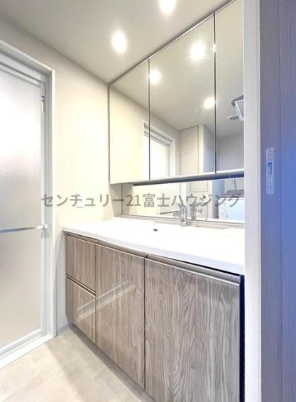 �_�ސ쌧���؎s����1���ڂ̒��Ã}���V�����̐��ʑ�E���ʏ�