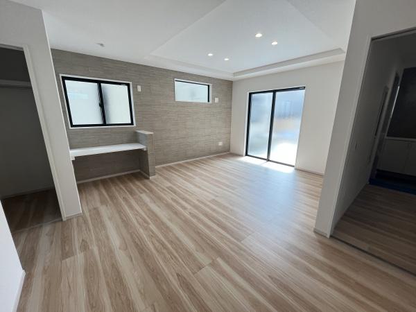 �_�ސ쌧������s���C�ݓ�4���ڂ̐V�z��ˌ��Ẵ��r���O