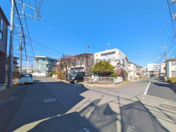 �_�ސ쌧������s���h�̐V�z��ˌ��Ă̑O�ʓ��H�܂ތ��n�ʐ^