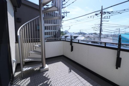 �_�ސ쌧������s���C��3���ڂ̒��È�ˌ��Ẵo���R�j�[